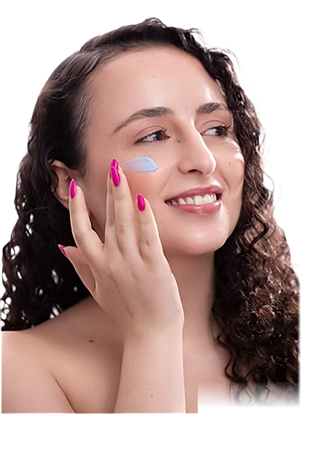 מאיה מחייכת עם קרם על הלחי, Reviews by Maya