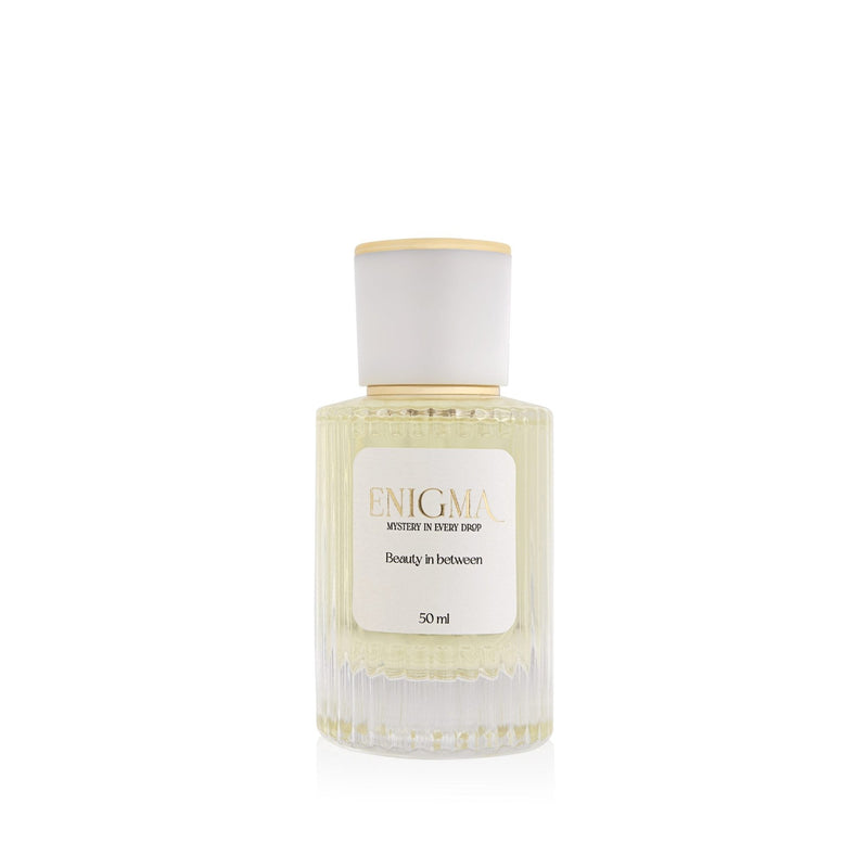 Beauty in Between - ENIGMA Parfume - Extrait de Parfum (25-30%) 25-30%