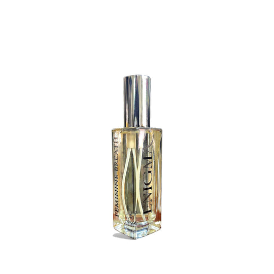 בושם Feminine Breath מבית ENIGMA, בקבוק זכוכית שקוף עם מכסה כסוף